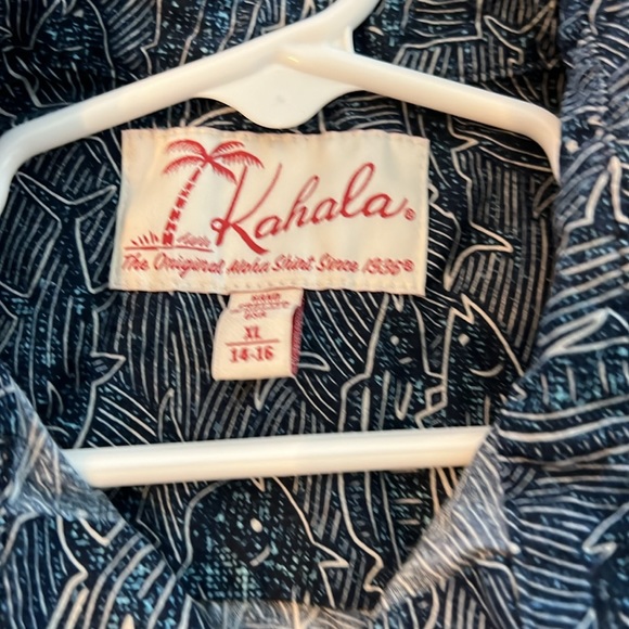 Kāhala brand polo youth XL beautiful fish🐟🐠 - Picture 2 of 4